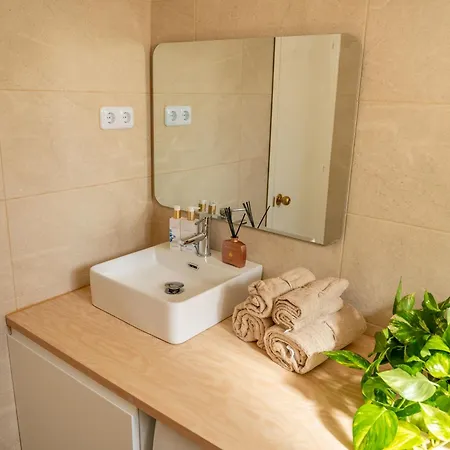 Brightcarihuela Apartamento *